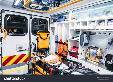 80,427 Ambulance Equipped Images, Stock Photos & Vectors | Shutterstock