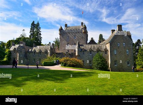 Inverness castle in scotland hi-res stock photography and images - Alamy