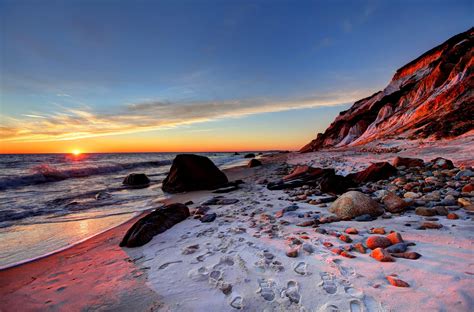 Best Beaches for Watching the Sunset in New England - New England Today