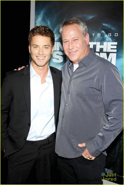 Nathan Kress & Jeremy Sumpter Go 'Into the Storm' in NYC with Max ...