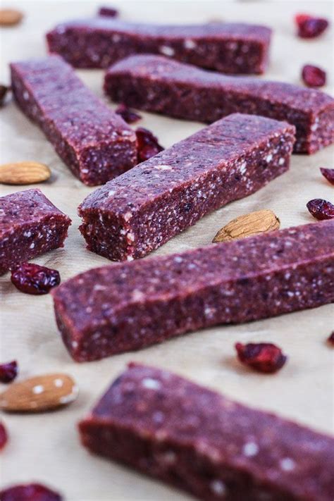 Raw Cranberry and Nut Energy Bars | Recipe | Energy bars recipe ...