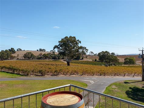 barossa valley wine tours - Anna Sherchand