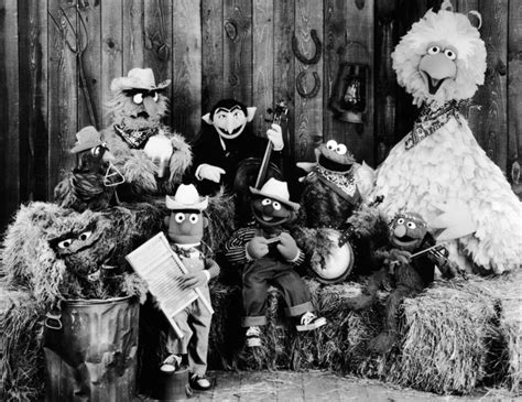 On this day: Sesame Street debuts on Nov. 10, 1969 | PIX11