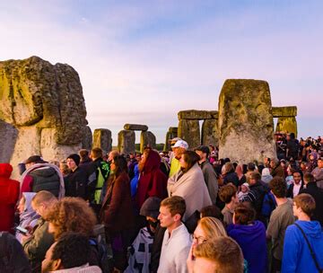 Stonehenge Summer Solstice 2025 Tour from London June 20th/21st