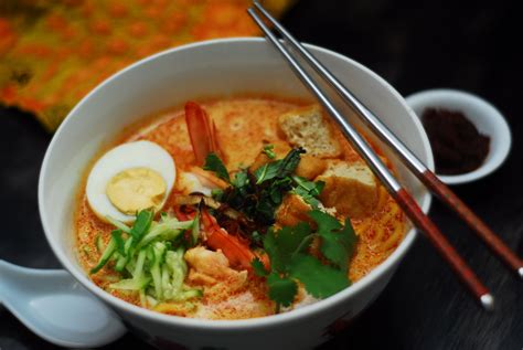 Laksa Nyonya - Kuali