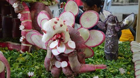 Mexico's Night of the Radishes, a Quirky Christmas Tradition ...