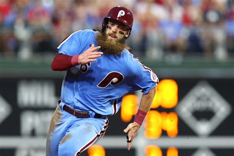 PHILLIES NEWBIE BRANDON MARSH EXITS WITH A KNEE | Fast Philly Sports