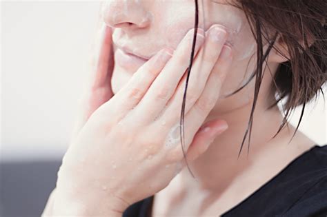 10 Best Pore Cleansers for Clearing up Clogged Pores