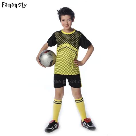 High quality children's soccer uniform custom football kit boys sports ...