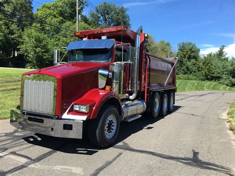 tri axle 2014 Kenworth T800 dump truck for sale