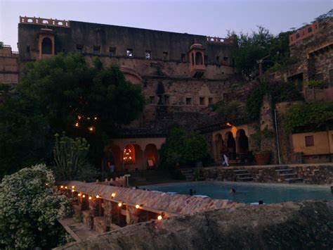 My thoughts: The Unforgettable - Neemrana Fort Palace