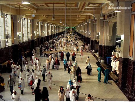 People at the Safa and Marwa Walk (Makkah, Saudi Arabia) – Islamic ...