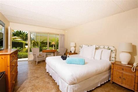 Hotel Rooms in Naples Florida | Naples Garden Inn