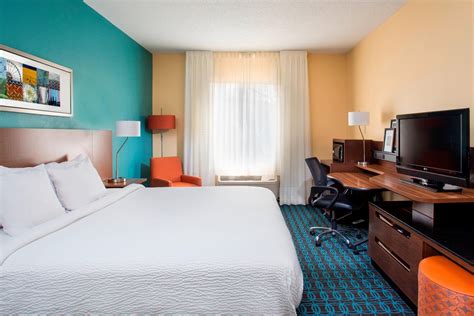 Hotels with Indoor Pools in Ashland | Photos of Fairfield Inn Ashland