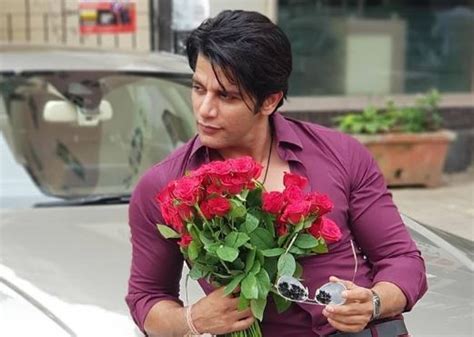 Karanvir Bohra Biography (Bigg Boss 12) | Wiki | Age | Spouse | Affairs