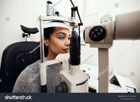 14,812 Eye test technology Images, Stock Photos & Vectors | Shutterstock