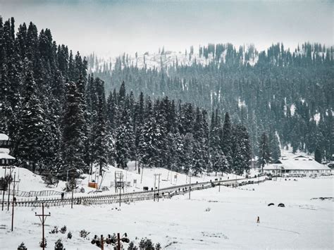 Experience Snowfall In India - 10 Best Places to Visit