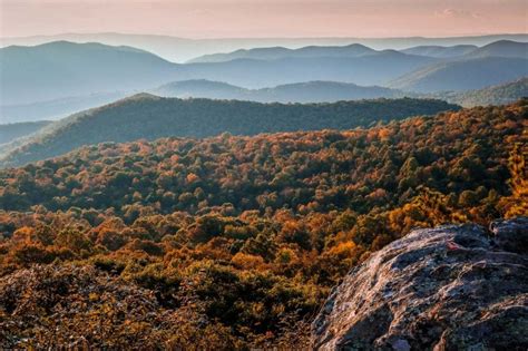 8 Ways to Enjoy Shenandoah National Park Fall Colors - The National ...