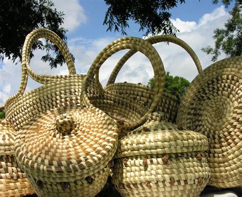 Beaufort District Collection Connections: Sweetgrass Basket Weaving ...