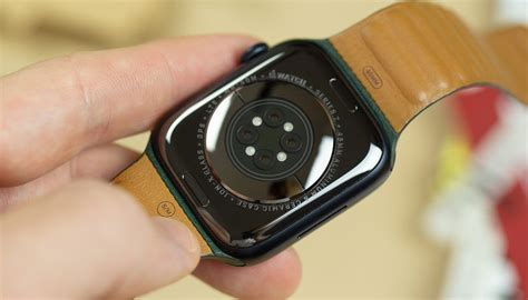 Rumor Mill Abuzz with Watch X Leaks: A Slimmer Design and a Magnetic Band?