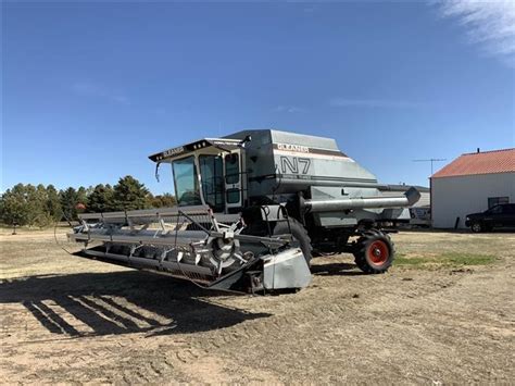 1983 Gleaner Series 3 N7 Combine W/Header BigIron Auctions