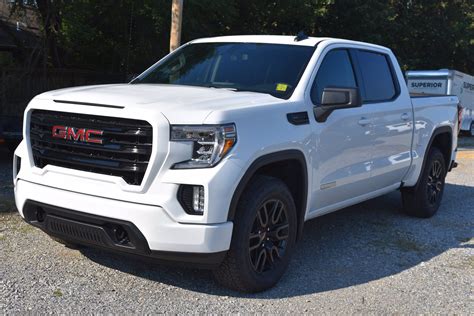 New 2020 GMC Sierra 1500 Elevation 4WD Crew Cab Crew Cab Pickup in ...