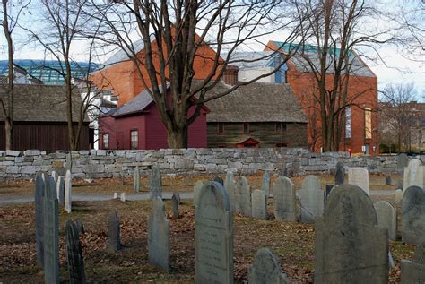 How to Visit Salem's Historic Cemeteries - Destination Salem