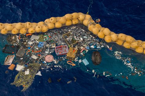 The Ocean Cleanup Successfully Catches Plastic in the Great Pacific ...