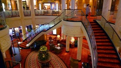 Grand Lobby Queen Mary 2 | Cruise ship, Cunard queen mary 2, Cunard