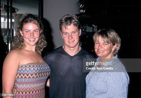 Zachery Ty Bryan & Family Photos and Premium High Res Pictures - Getty ...