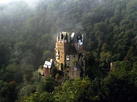 Haunted Castles Around the World - Photos - Condé Nast Traveler