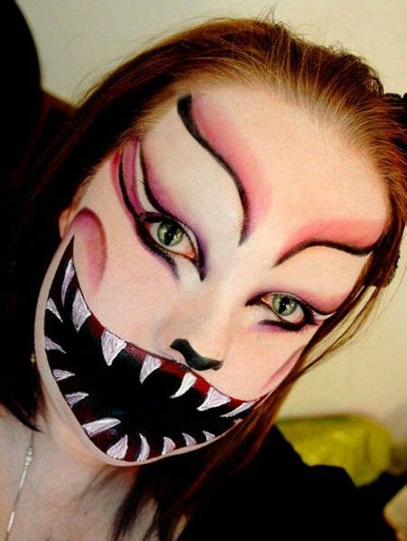 Weird but cool face paint #Halloween | Face Painting | Pinterest