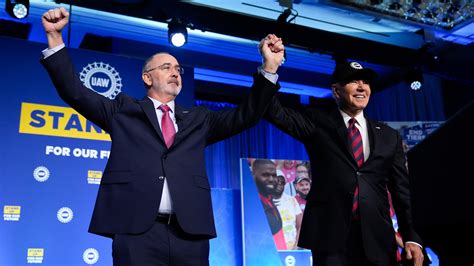 UAW: President Joe Biden notches endorsement from United Auto Workers ...