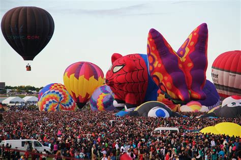 The Colorful Wonder of the Albuquerque Balloon Fiesta - Peoples Flowers