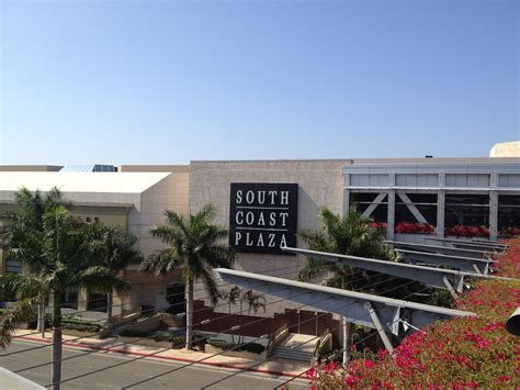 South Coast Plaza offers the largest collection of retail designers ...