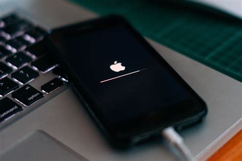 How To Fix iPhone Stuck In Reboot Loop (iPhone 11/X/8/7/6)