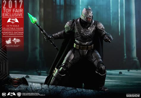 Toy Review:Hot Toys Armored Batman (Battle Damaged Version) 1/6 Scale ...