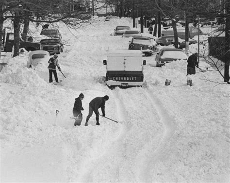 The Blizzard of 1978: 30 Amazing Photographs From the Historic Storm ...