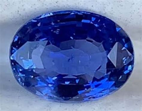 The Birthstone of the month September - Sapphire - IIG INDIA