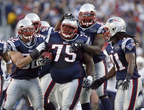 Vince Wilfork shows up to Patriots training camp noticeably thinner ...