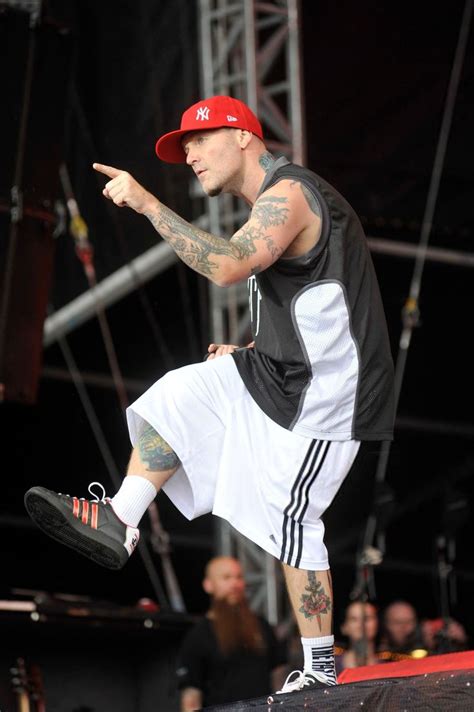 Fred Durst Limp Bizkit | Hip hop outfits, Hip hop poster, Metal outfit