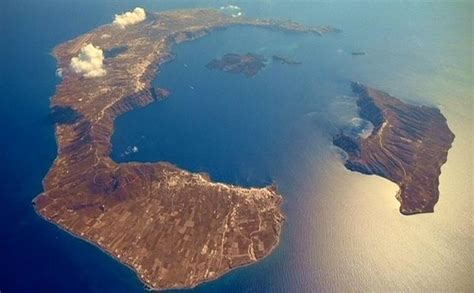 Santorini Volcano Returns to Dormant State | Santorini, Vulcano, Luoghi ...