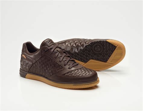 Nike Woven Street Gato - Nike News