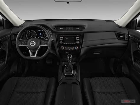 2018 Nissan Rogue: 57 Interior Photos | U.S. News