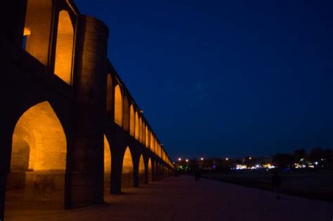 Bridges of Isfahan - Travelling Spice blog