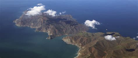 Catalina Island is sinking and tilting | Stanford News