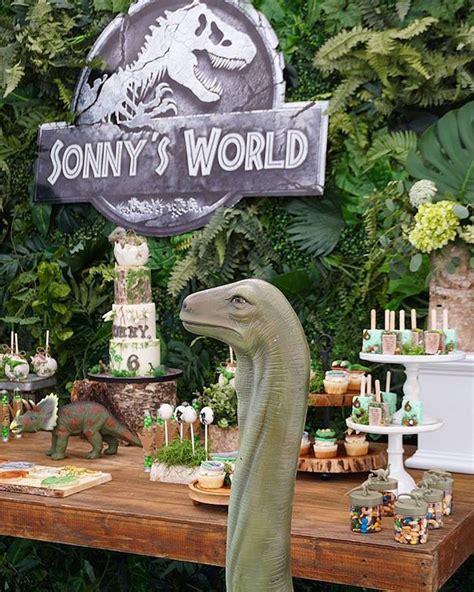 Kara's Party Ideas Jurassic Park Dinosaur Birthday Party | Kara's Party ...