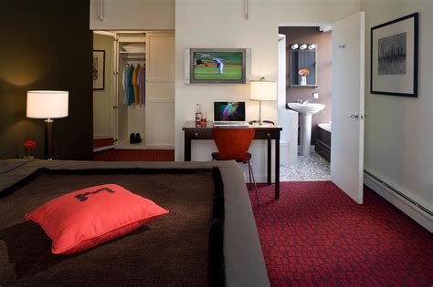 Moda Hotel in Vancouver (BC) - Room Deals, Photos & Reviews