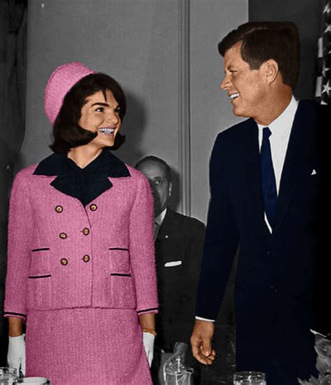 What is Classic Style? | Jackie kennedy pink suit, Jackie kennedy, Jfk ...