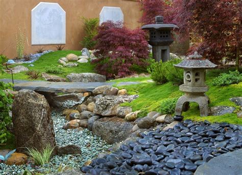 How To Create A Zen Garden In Your Backyard